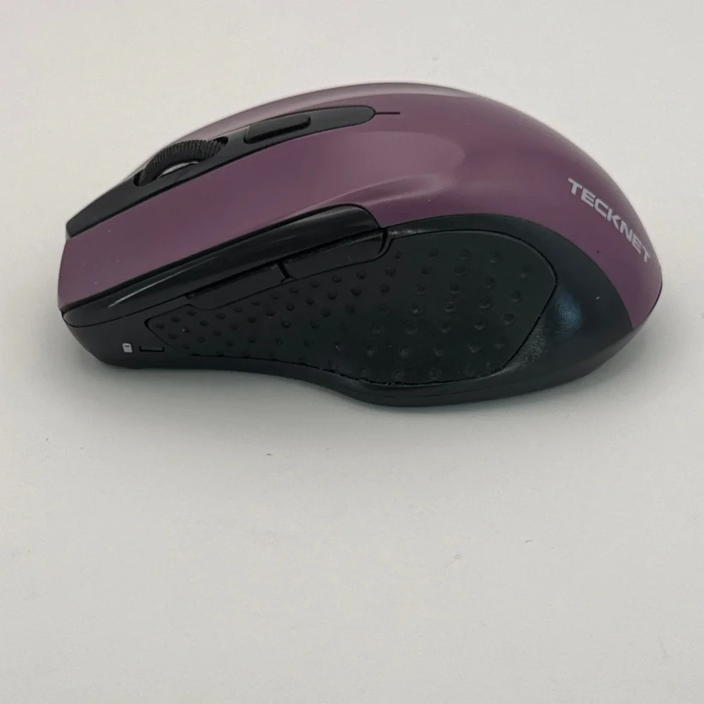 Bundle of NWOT TECKNET™️ Wireless Mouse and EUC PEEPS™️ Retractable Brush